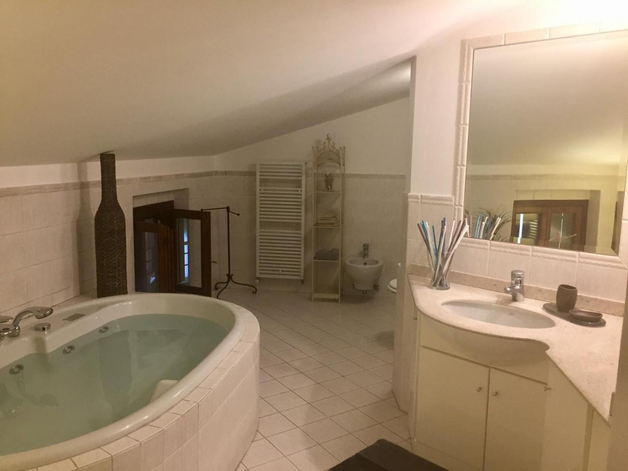 Marie Rose Luxury B&B & Apartment Дезенцано-дель-Гарда Екстер'єр фото