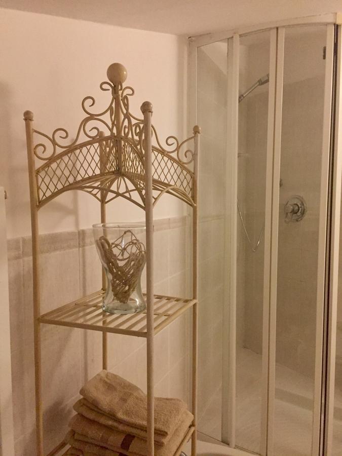 Marie Rose Luxury B&B & Apartment Дезенцано-дель-Гарда Екстер'єр фото
